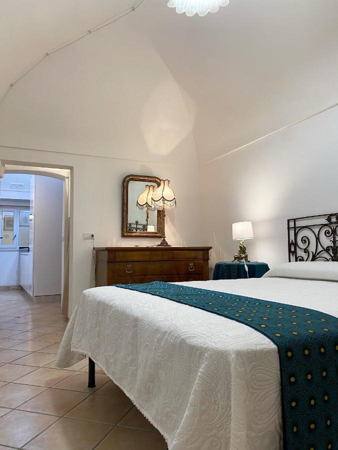 La Dimora Del Mercante - Puglia Mia Apartments Monopoli Extérieur photo